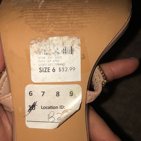 selling my prom shoes! - Picture 3 of 3